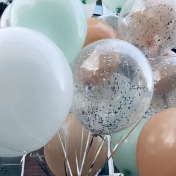 Облако из шаров 